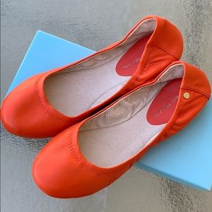 Antonio Melani Prima Leather Flats